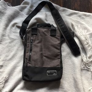 Laptop/tablet bag NWOT